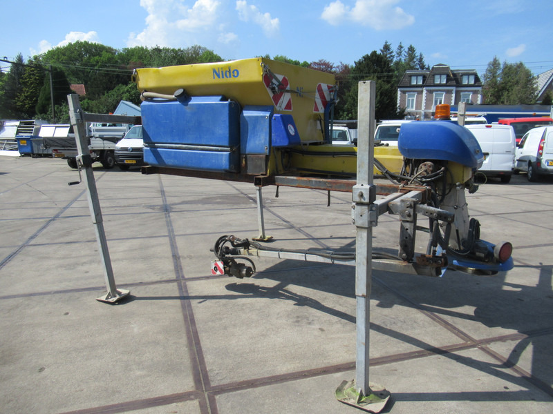 NIDO STRATOS B11K-24 PCXN350 1,1M3 + 500L Rotopower Salzstreuer Salt Spreader Zoutstrooier - Epandeur de sable: photos 4 NIDO STRATOS B11K-24 PCXN350 1,1M3 + 500L Rotopower Salzstreuer Salt Spreader Zoutstrooier - Epandeur de sable: photos 4