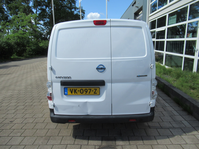Nissan E-NV200 Optima 24KW/H - Fourgonnette, Utilitaire électrique: photos 4 Nissan E-NV200 Optima 24KW/H - Fourgonnette, Utilitaire électrique: photos 4