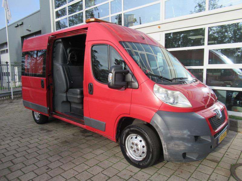 Peugeot Boxer 330 2.2 HDI 96KW L2H2 Dubbelcabine P+ DOKA - Fourgonnette, Utilitaire double cabine: photos 5 Peugeot Boxer 330 2.2 HDI 96KW L2H2 Dubbelcabine P+ DOKA - Fourgonnette, Utilitaire double cabine: photos 5