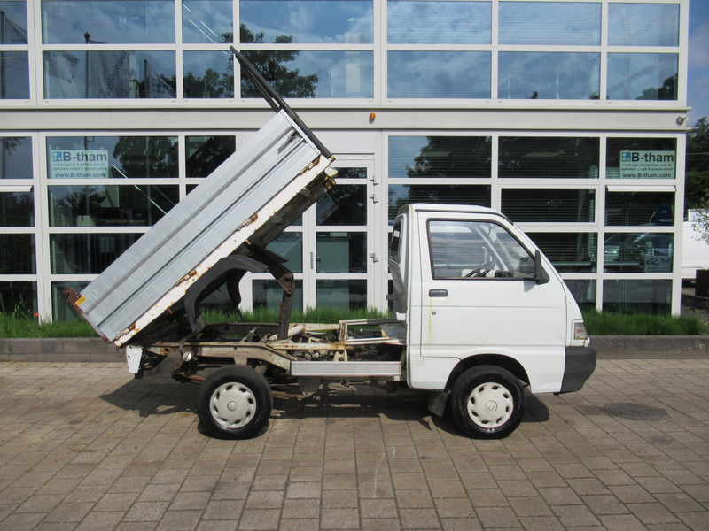 Piaggio Porter 1.3i 48KW Kipper - Tipper - Véhicule utilitaire benne: photos 3 Piaggio Porter 1.3i 48KW Kipper - Tipper - Véhicule utilitaire benne: photos 3