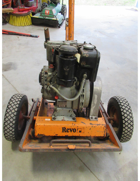 REVO Nemaco DM 3500 Hatz ES75 Diesel trilplaat - Plaque vibrante: photos 3 REVO Nemaco DM 3500 Hatz ES75 Diesel trilplaat - Plaque vibrante: photos 3