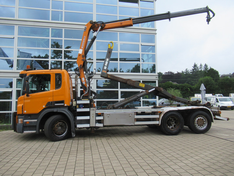 Scania P 320 B 6x2*4 + HMF 835 + HYVA Haakarm - Camion ampliroll, Camion grue: photos 3 Scania P 320 B 6x2*4 + HMF 835 + HYVA Haakarm - Camion ampliroll, Camion grue: photos 3