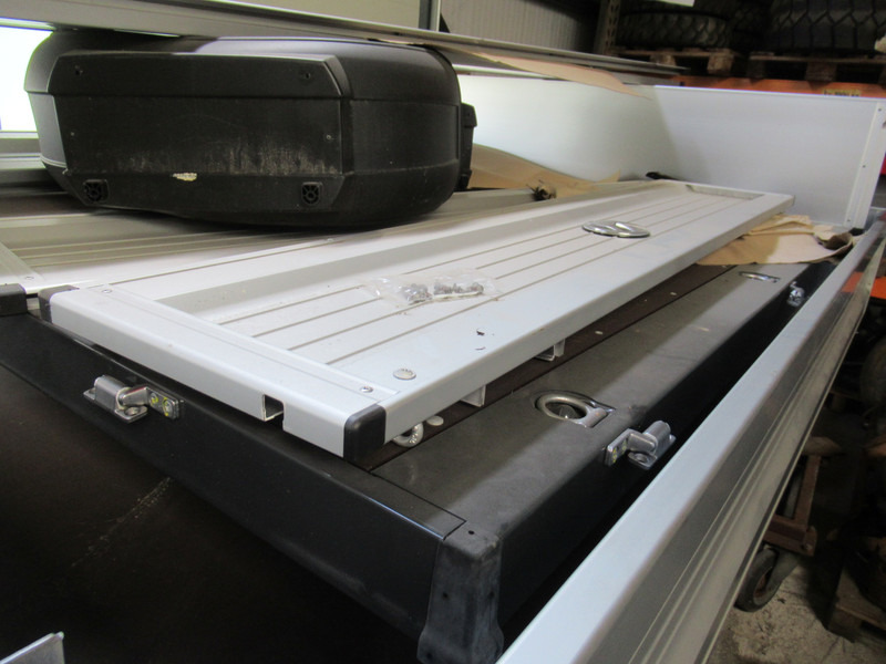 Volkswagen Transporter T5 - T6 Enkelcabine L2 - Fourgon plateau: photos 2 Volkswagen Transporter T5 - T6 Enkelcabine L2 - Fourgon plateau: photos 2