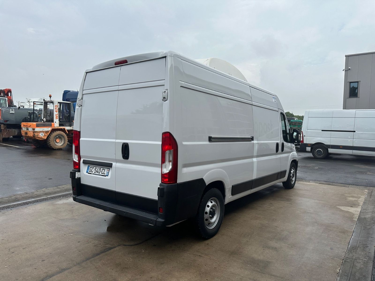 Fiat Ducato Isberg Pharma-Kühler -30°C/4°C/22°C - Véhicule utilitaire frigorifique: photos 5 Fiat Ducato Isberg Pharma-Kühler -30°C/4°C/22°C - Véhicule utilitaire frigorifique: photos 5