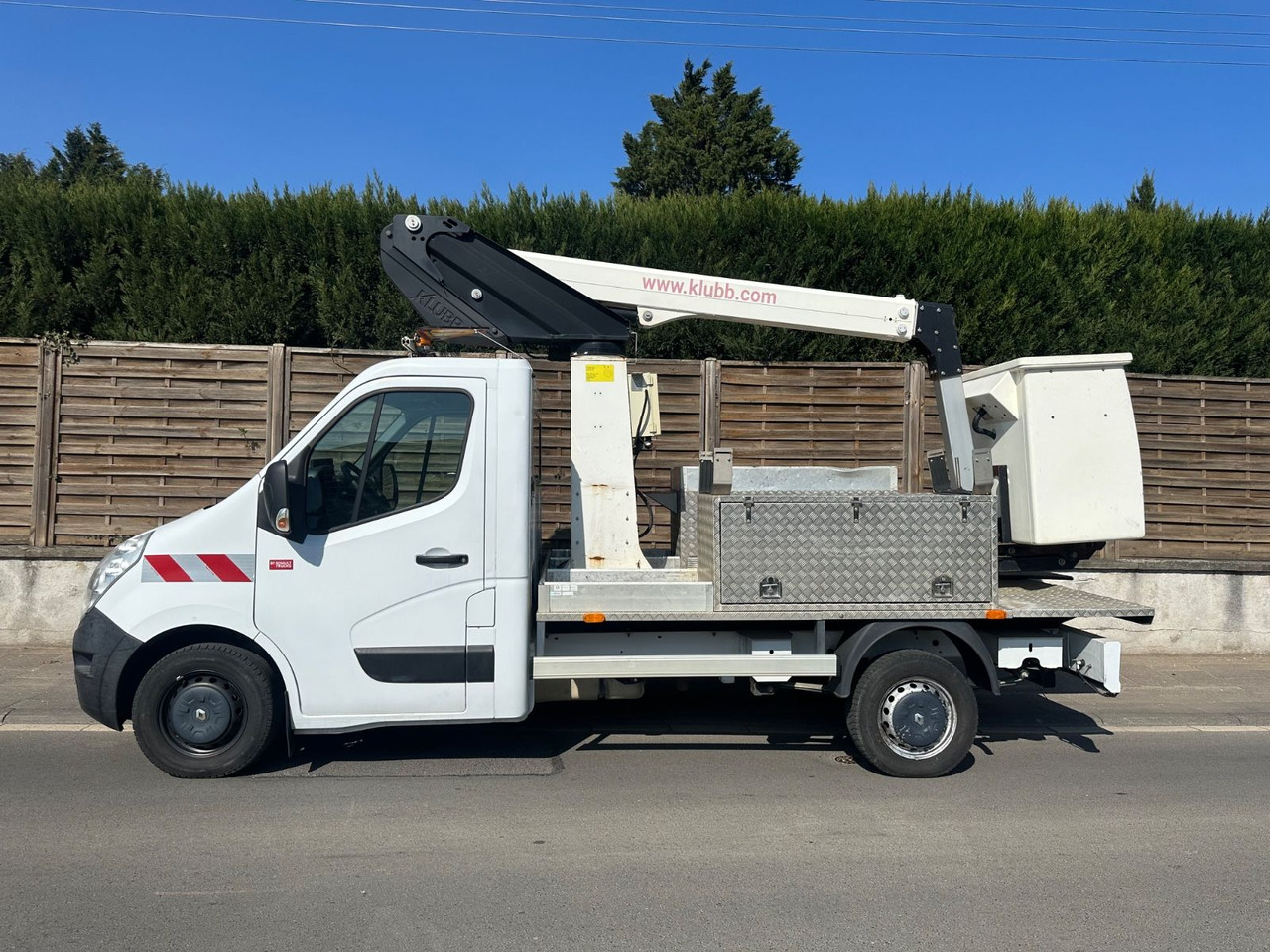 Renault Master Renault Master - Camion avec nacelle, Véhicule utilitaire: photos 4 Renault Master Renault Master - Camion avec nacelle, Véhicule utilitaire: photos 4