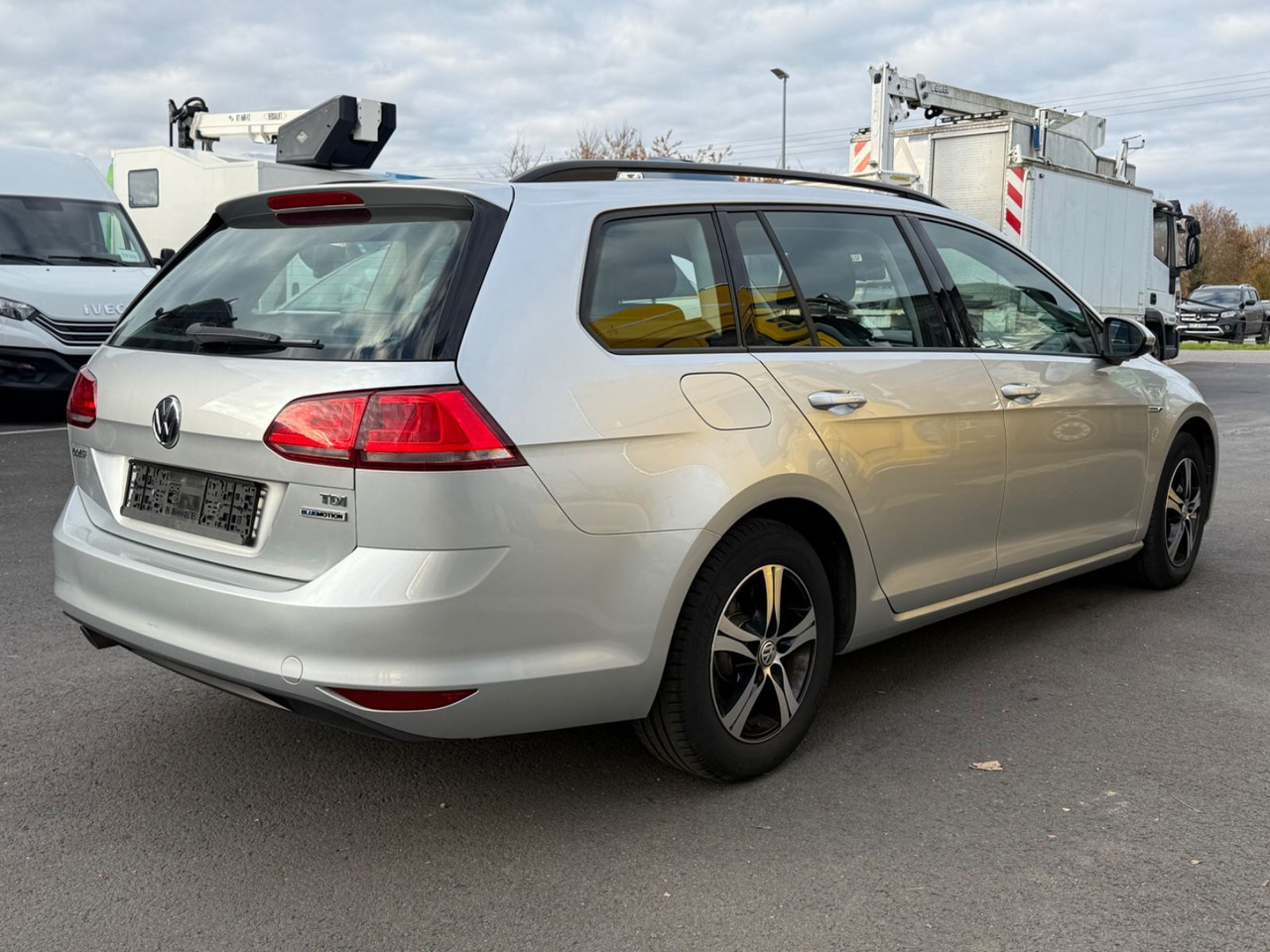 Volkswagen Golf 7 1.6tdi Variant Trendline Klima, Shz - Voiture break: photos 4 Volkswagen Golf 7 1.6tdi Variant Trendline Klima, Shz - Voiture break: photos 4