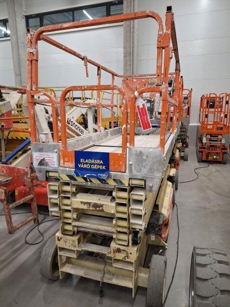 JLG 3246 ES - Nacelle ciseaux: photos 2 JLG 3246 ES - Nacelle ciseaux: photos 2
