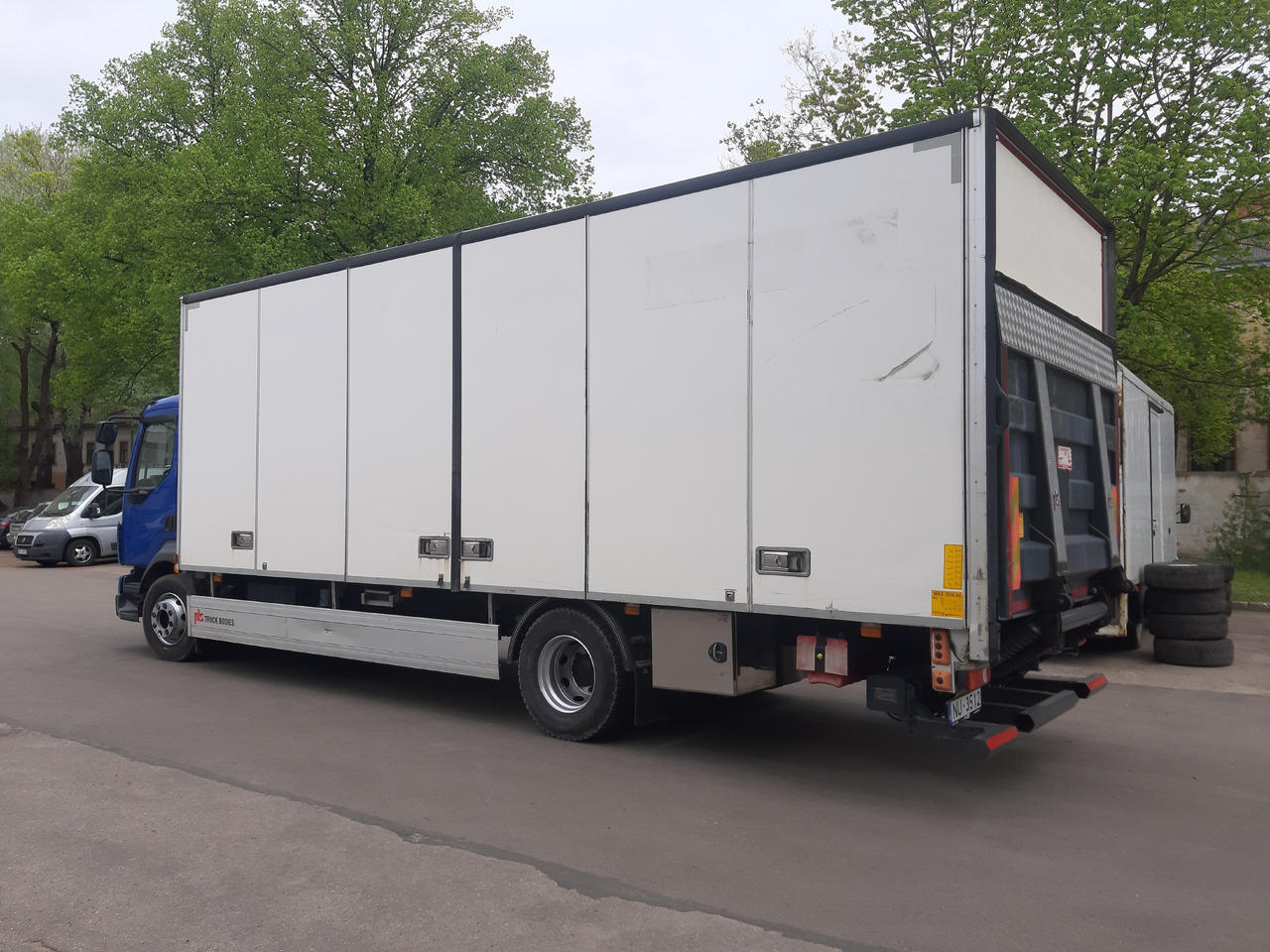 VOLVO FL - Camion fourgon: photos 3 VOLVO FL - Camion fourgon: photos 3