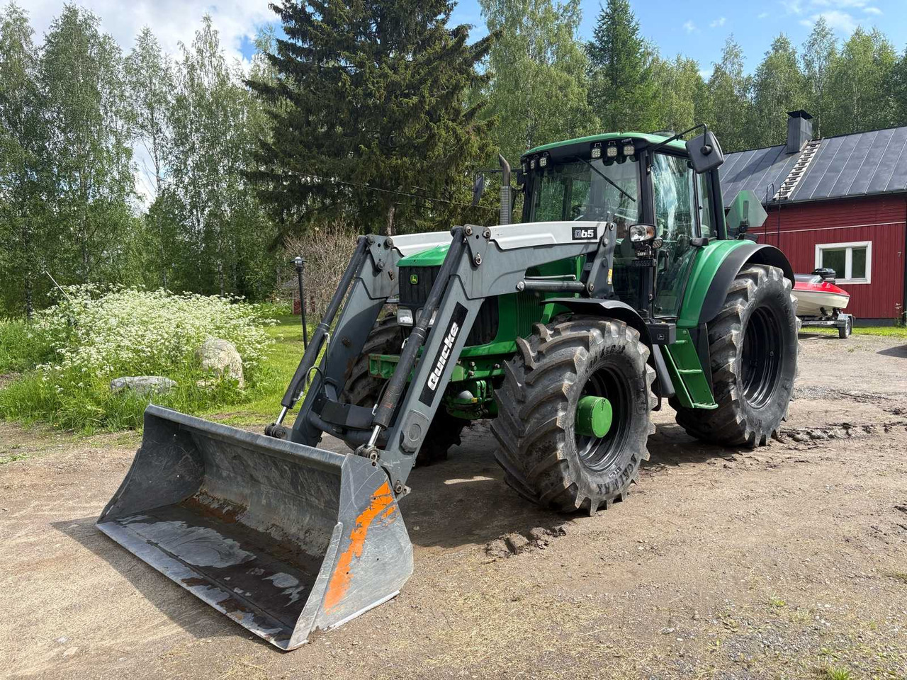 Tractor John Deere 6620 AutoPowr - Tracteur agricole: photos 1 Tractor John Deere 6620 AutoPowr - Tracteur agricole: photos 1