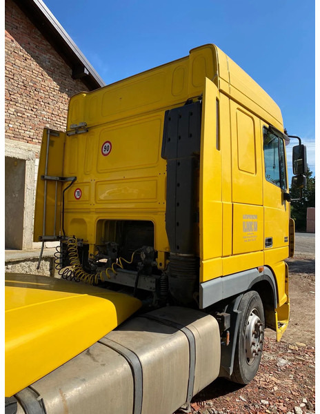 DAF XF 95.430 - Tracteur routier: photos 4 DAF XF 95.430 - Tracteur routier: photos 4