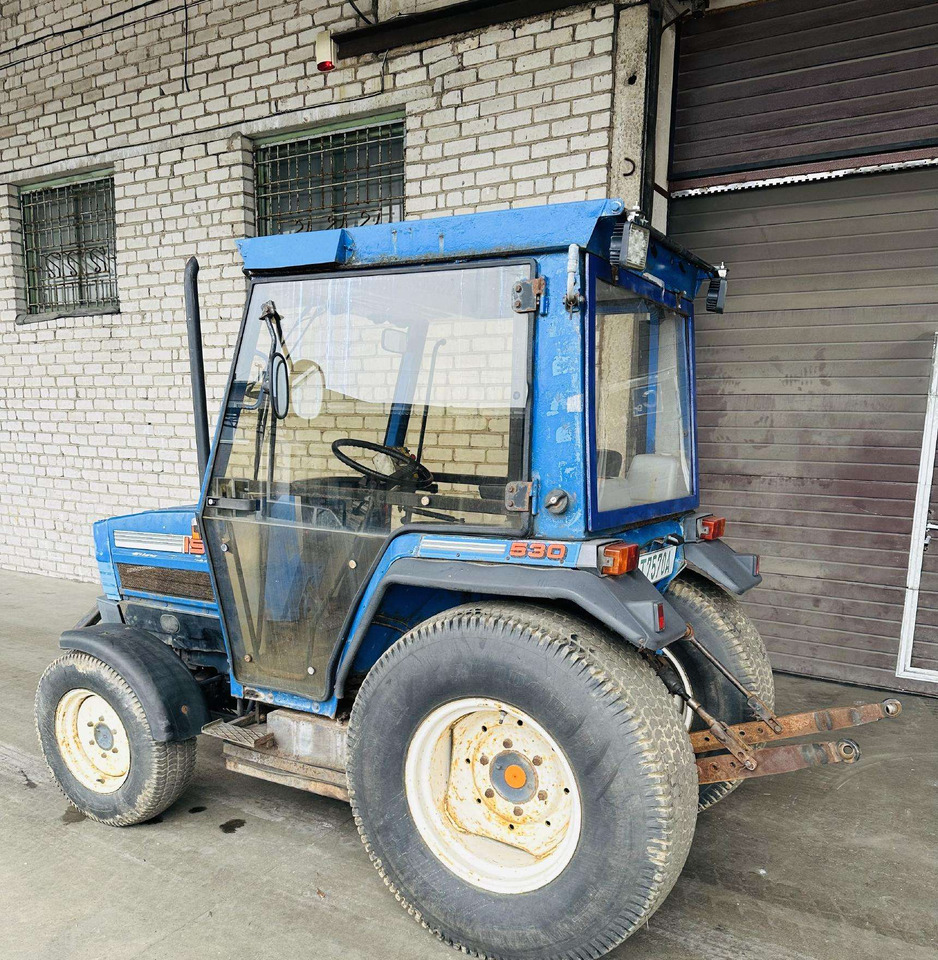 Iseki 530 - Tracteur agricole: photos 3 Iseki 530 - Tracteur agricole: photos 3