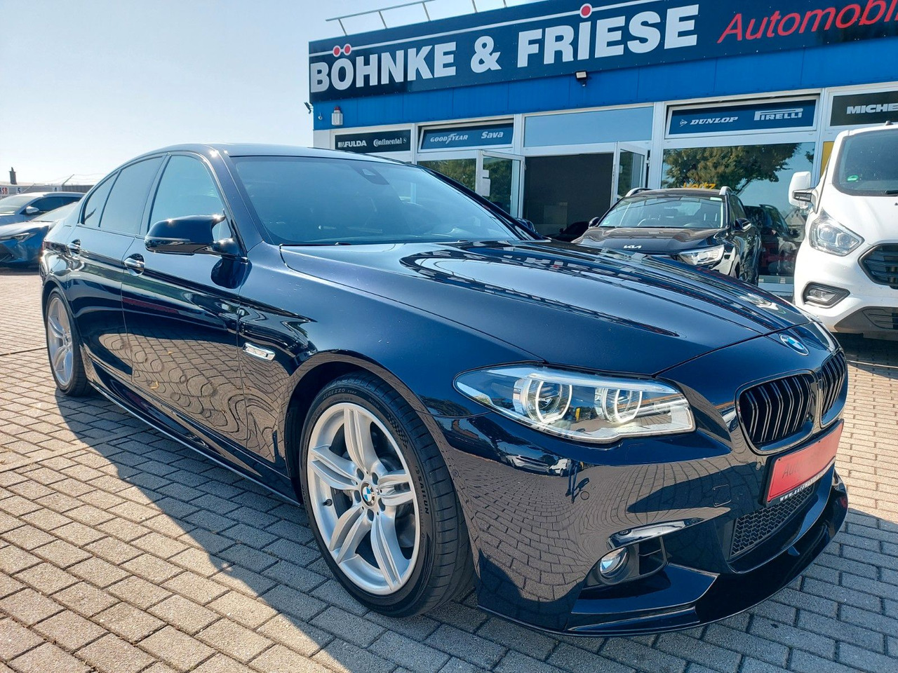 BMW 550i Limousine Autom. M-Sport HUD Glasdach H&K - Berline: photos 1 BMW 550i Limousine Autom. M-Sport HUD Glasdach H&K - Berline: photos 1