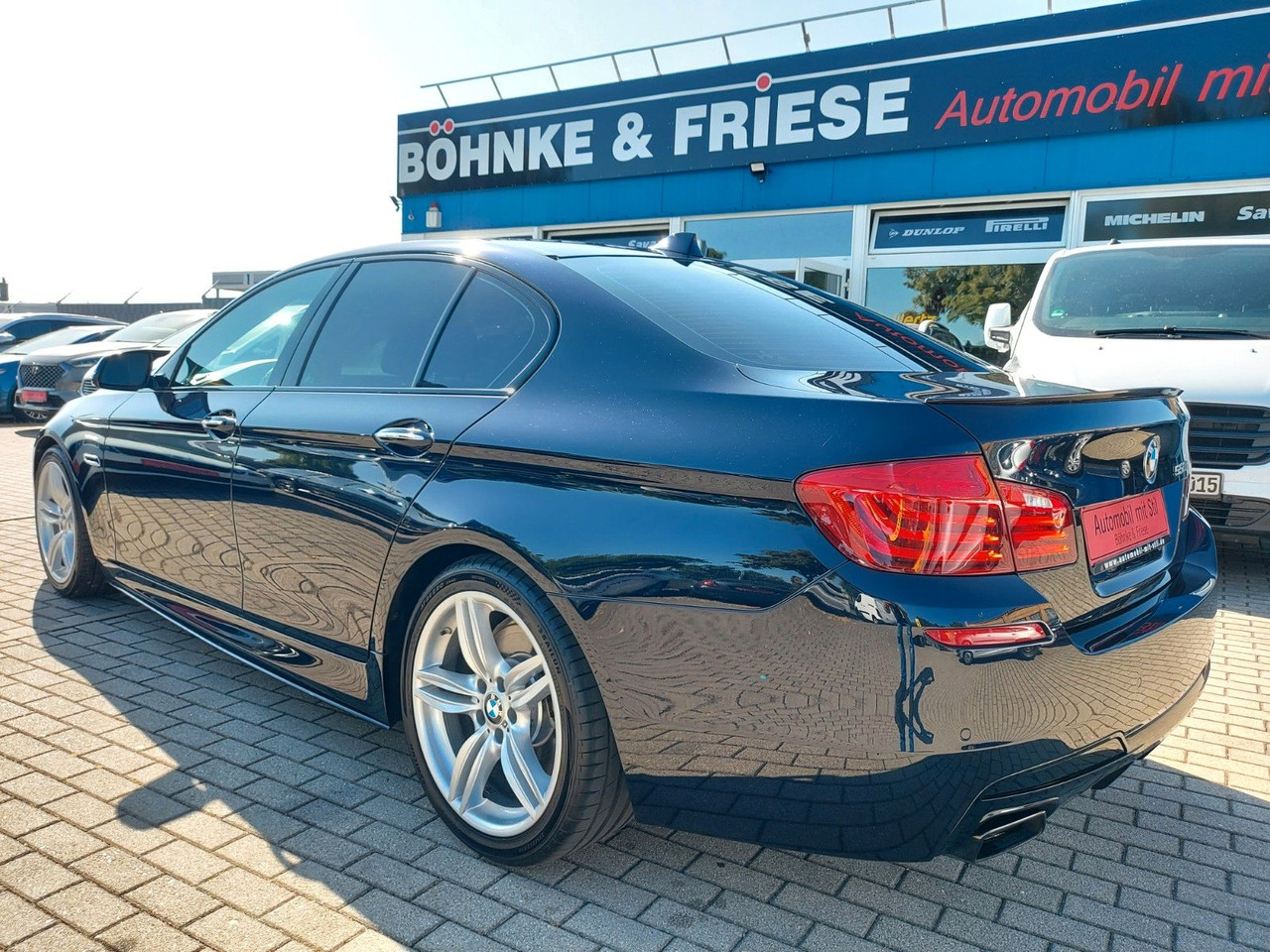 BMW 550i Limousine Autom. M-Sport HUD Glasdach H&K - Berline: photos 4 BMW 550i Limousine Autom. M-Sport HUD Glasdach H&K - Berline: photos 4