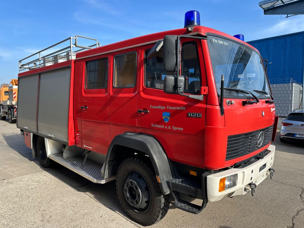 Mercedes-Benz 1120 Tanklösch 4x4 ALLRAD iNKL. PUMPE 2900 LITER - Camion: photos 2 Mercedes-Benz 1120 Tanklösch 4x4 ALLRAD iNKL. PUMPE 2900 LITER - Camion: photos 2
