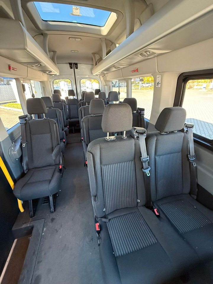 Ford Transit - Minibus, Transport de personnes: photos 1 Ford Transit - Minibus, Transport de personnes: photos 1