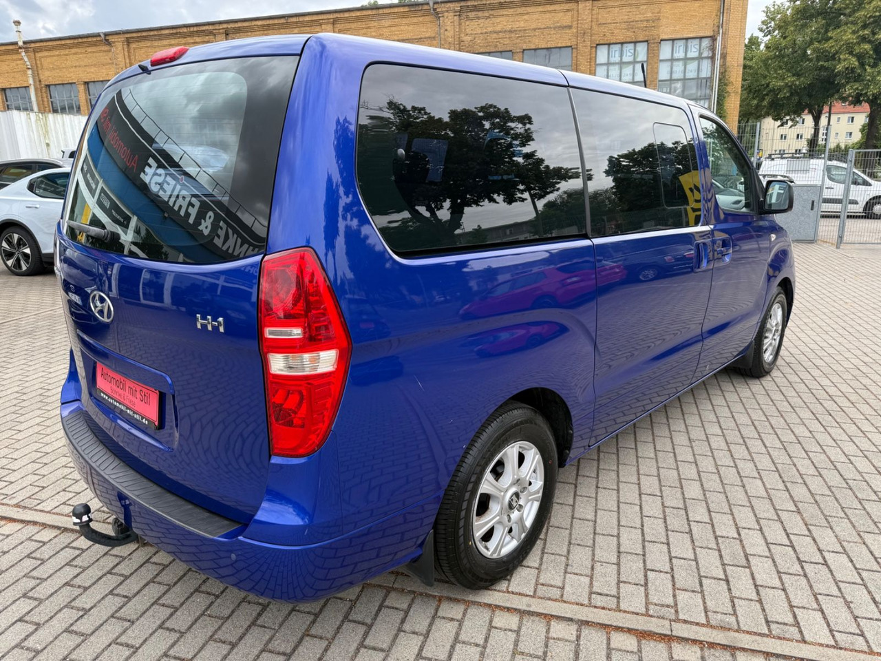 Hyundai H-1 Travel Comfort 8 SITZER KLIMAA. STANDHEIZUNG - Transport de personnes: photos 4 Hyundai H-1 Travel Comfort 8 SITZER KLIMAA. STANDHEIZUNG - Transport de personnes: photos 4