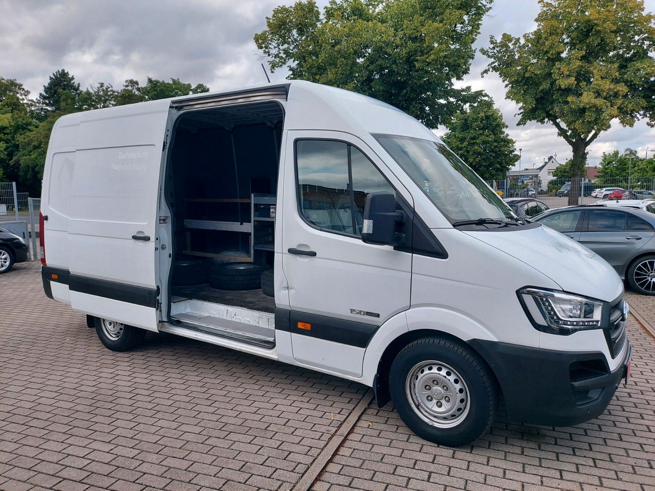 Hyundai H350 Kasten L3H2 Profi Klima Navi DAB Standheiz. - Transport de personnes: photos 1 Hyundai H350 Kasten L3H2 Profi Klima Navi DAB Standheiz. - Transport de personnes: photos 1