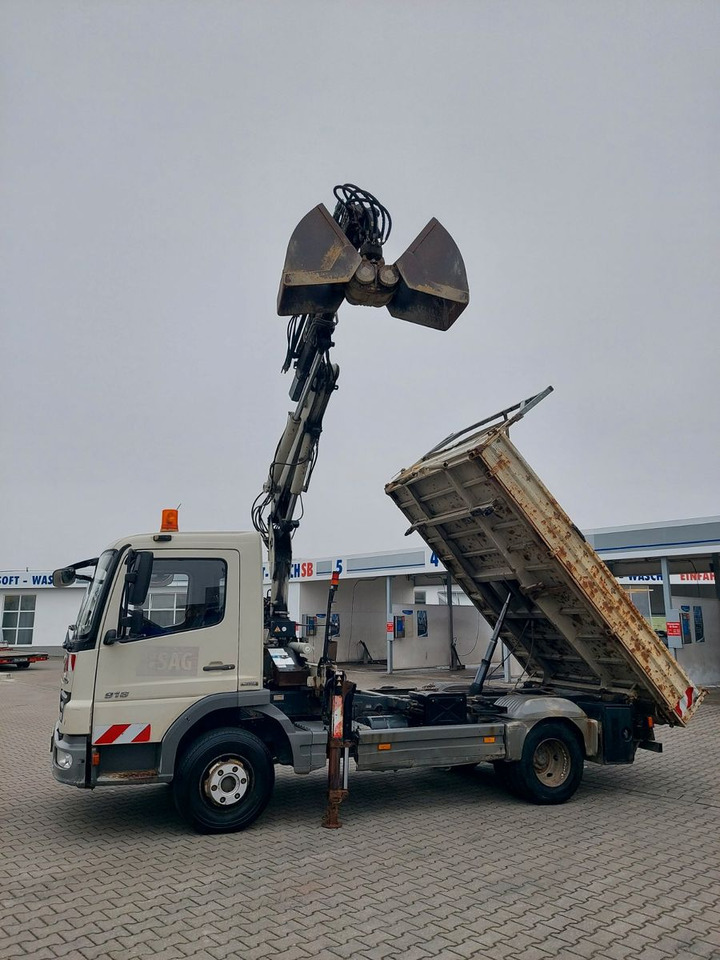 Camion benne, Camion grue Mercedes-Benz Atego 2 4-Zyl. 4x2 918 TEREX KRAN 3-Seiten Kipp: photos 1