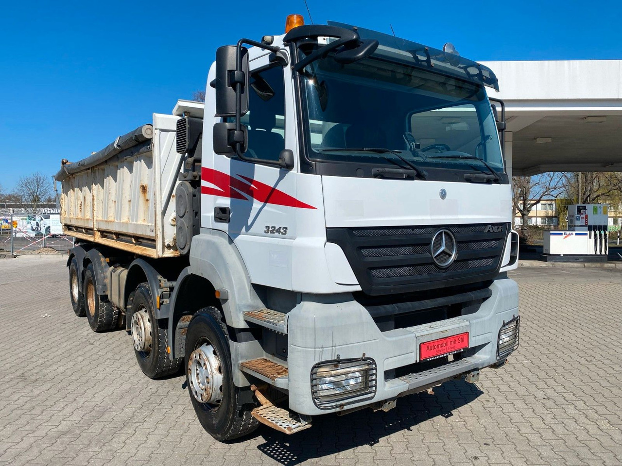 Mercedes-Benz Axor 2 C 4-Achser 3243 8x4 KLIMA RETARDER MEILER - Camion benne: photos 4 Mercedes-Benz Axor 2 C 4-Achser 3243 8x4 KLIMA RETARDER MEILER - Camion benne: photos 4