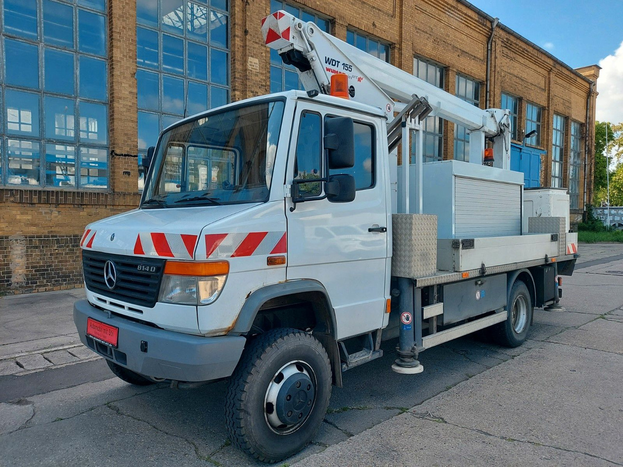 Mercedes-Benz VARIO 814D HUB Steiger WUMAG WDT 155 4X4 ALLRAD - Camion avec nacelle: photos 5 Mercedes-Benz VARIO 814D HUB Steiger WUMAG WDT 155 4X4 ALLRAD - Camion avec nacelle: photos 5