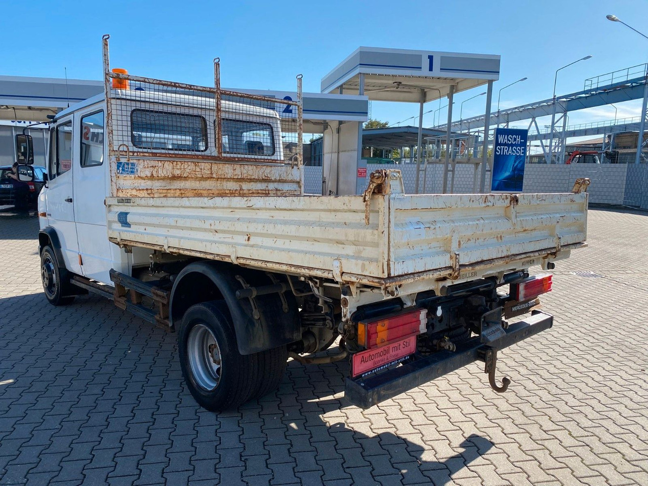 Mercedes-Benz VARIO 816D Doka 3 Seiten Kipper Meiller - Véhicule utilitaire benne, Utilitaire double cabine: photos 5 Mercedes-Benz VARIO 816D Doka 3 Seiten Kipper Meiller - Véhicule utilitaire benne, Utilitaire double cabine: photos 5