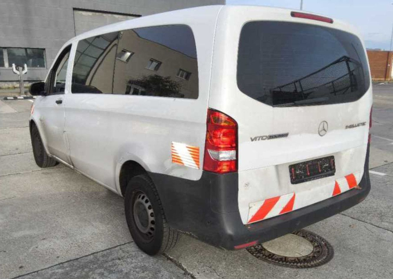Mercedes-Benz Vito Tourer 114CDI Lang TOURER KLIMA 10 /26 TÜV - Transport de personnes: photos 3 Mercedes-Benz Vito Tourer 114CDI Lang TOURER KLIMA 10 /26 TÜV - Transport de personnes: photos 3