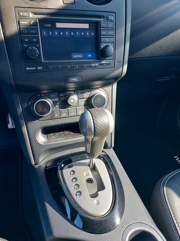 Nissan Qashqai Automatik 360 Klima Panorama AHK - SUV: photos 4 Nissan Qashqai Automatik 360 Klima Panorama AHK - SUV: photos 4
