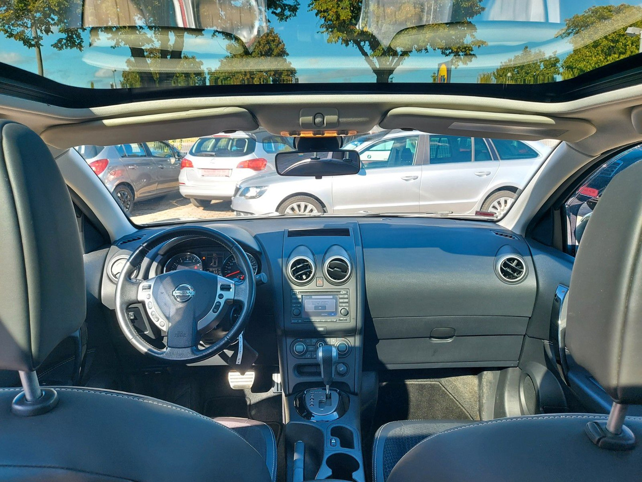 Nissan Qashqai Automatik 360 Klima Panorama AHK - SUV: photos 2 Nissan Qashqai Automatik 360 Klima Panorama AHK - SUV: photos 2