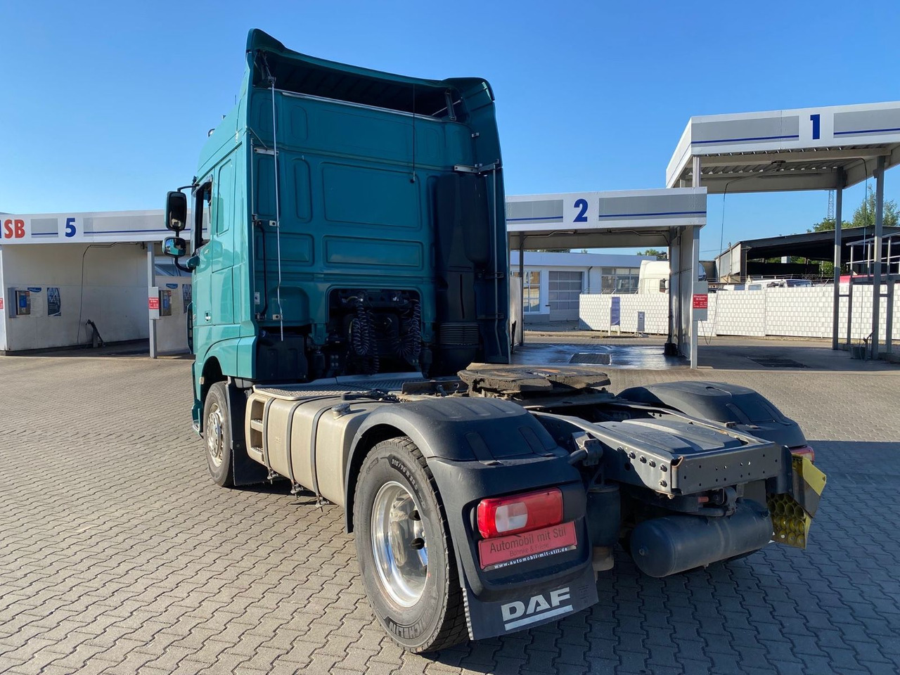DAF XF 440 EURO 6 KIPPHYDRAULIK ALUFELGEN - Tracteur routier: photos 4 DAF XF 440 EURO 6 KIPPHYDRAULIK ALUFELGEN - Tracteur routier: photos 4