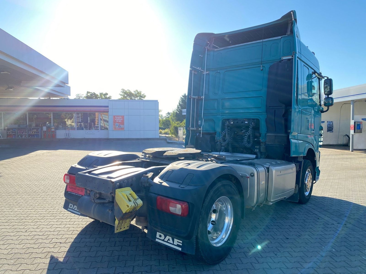 DAF XF 440 EURO 6 KIPPHYDRAULIK ALUFELGEN - Tracteur routier: photos 3 DAF XF 440 EURO 6 KIPPHYDRAULIK ALUFELGEN - Tracteur routier: photos 3