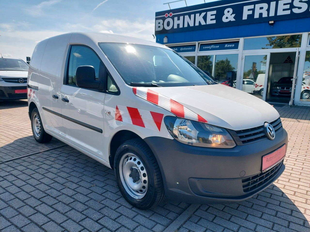Volkswagen Caddy Kasten Kombi Klima - Transport de personnes: photos 1 Volkswagen Caddy Kasten Kombi Klima - Transport de personnes: photos 1