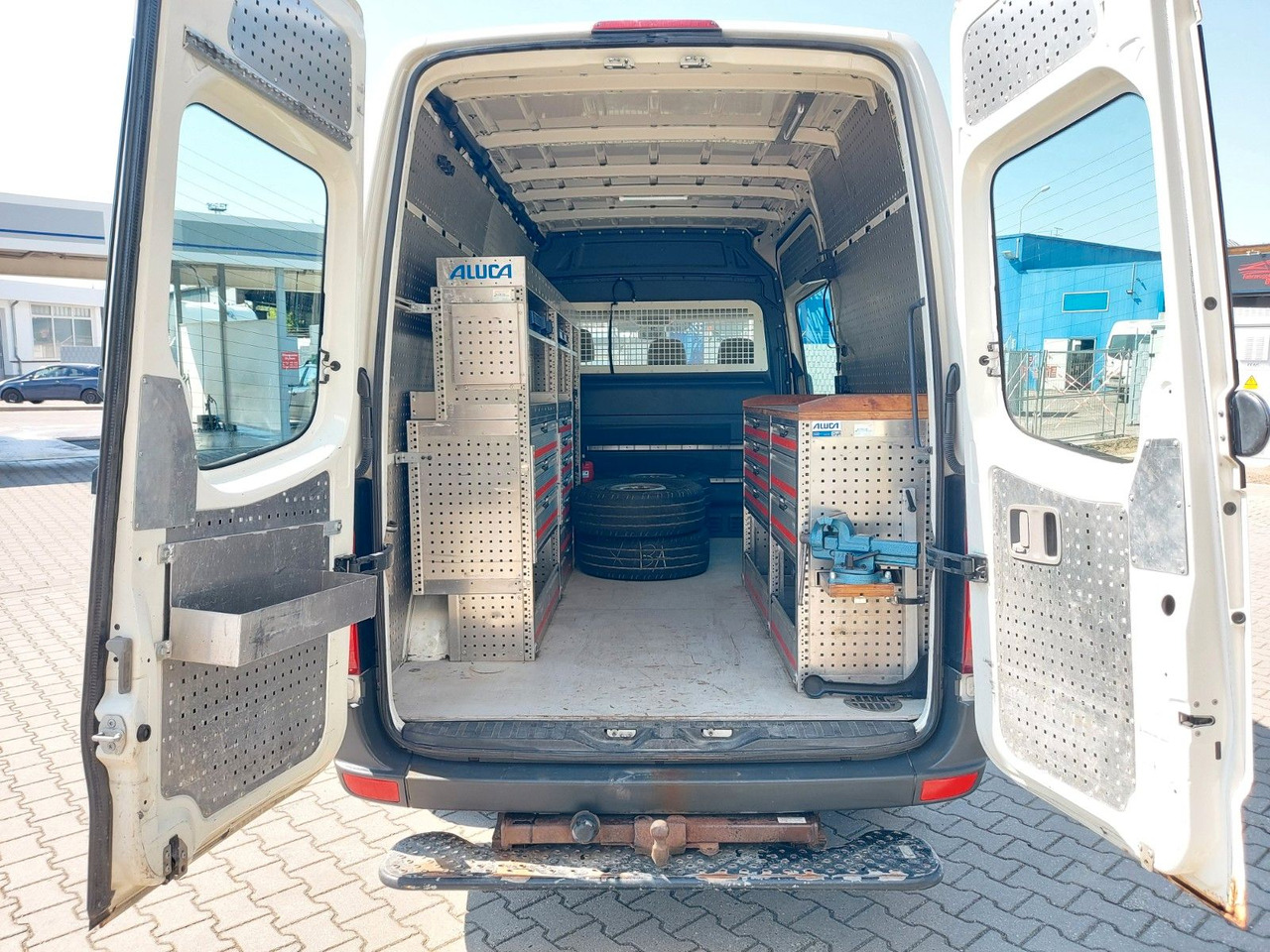 Volkswagen Crafter Kasten 35 mittel L2H2 Hochdach KLIMA AHK - Transport de personnes: photos 2 Volkswagen Crafter Kasten 35 mittel L2H2 Hochdach KLIMA AHK - Transport de personnes: photos 2