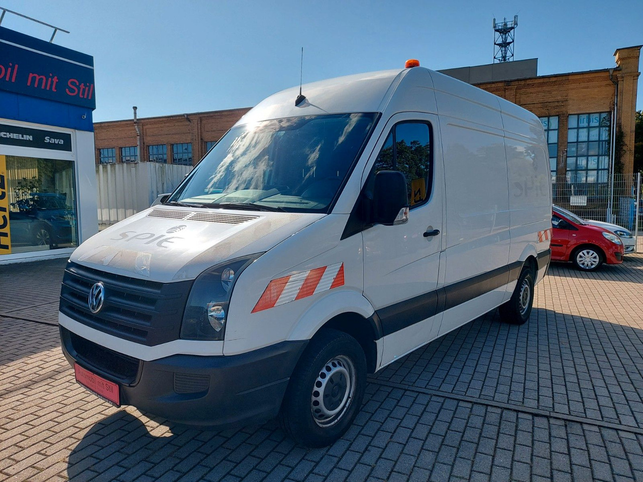 Volkswagen Crafter Kasten 35 mittel L2H2 Hochdach Klima - Fourgon utilitaire: photos 5 Volkswagen Crafter Kasten 35 mittel L2H2 Hochdach Klima - Fourgon utilitaire: photos 5