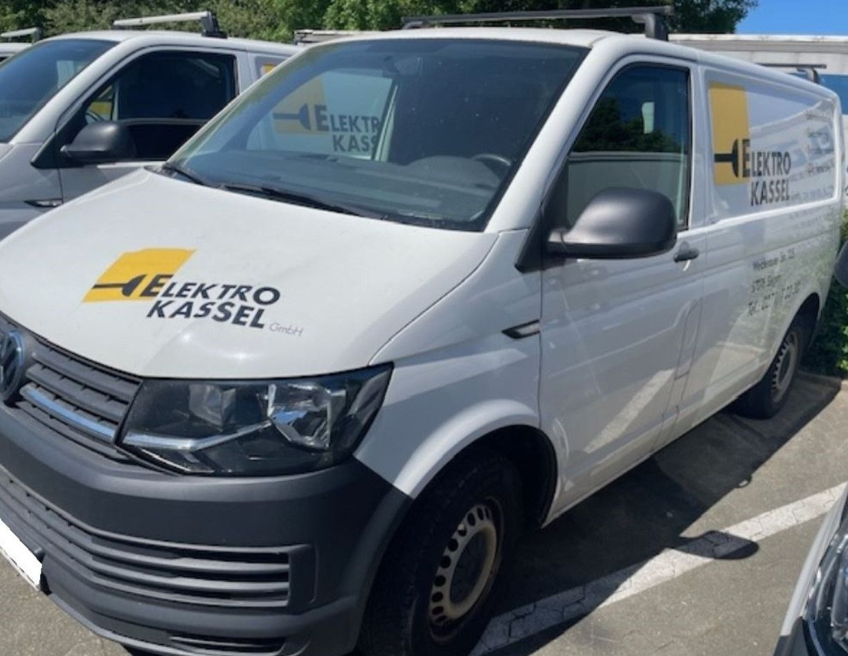 Volkswagen T6 Transporter Kasten-Kombi Kasten EcoProfi - Transport de personnes: photos 1 Volkswagen T6 Transporter Kasten-Kombi Kasten EcoProfi - Transport de personnes: photos 1
