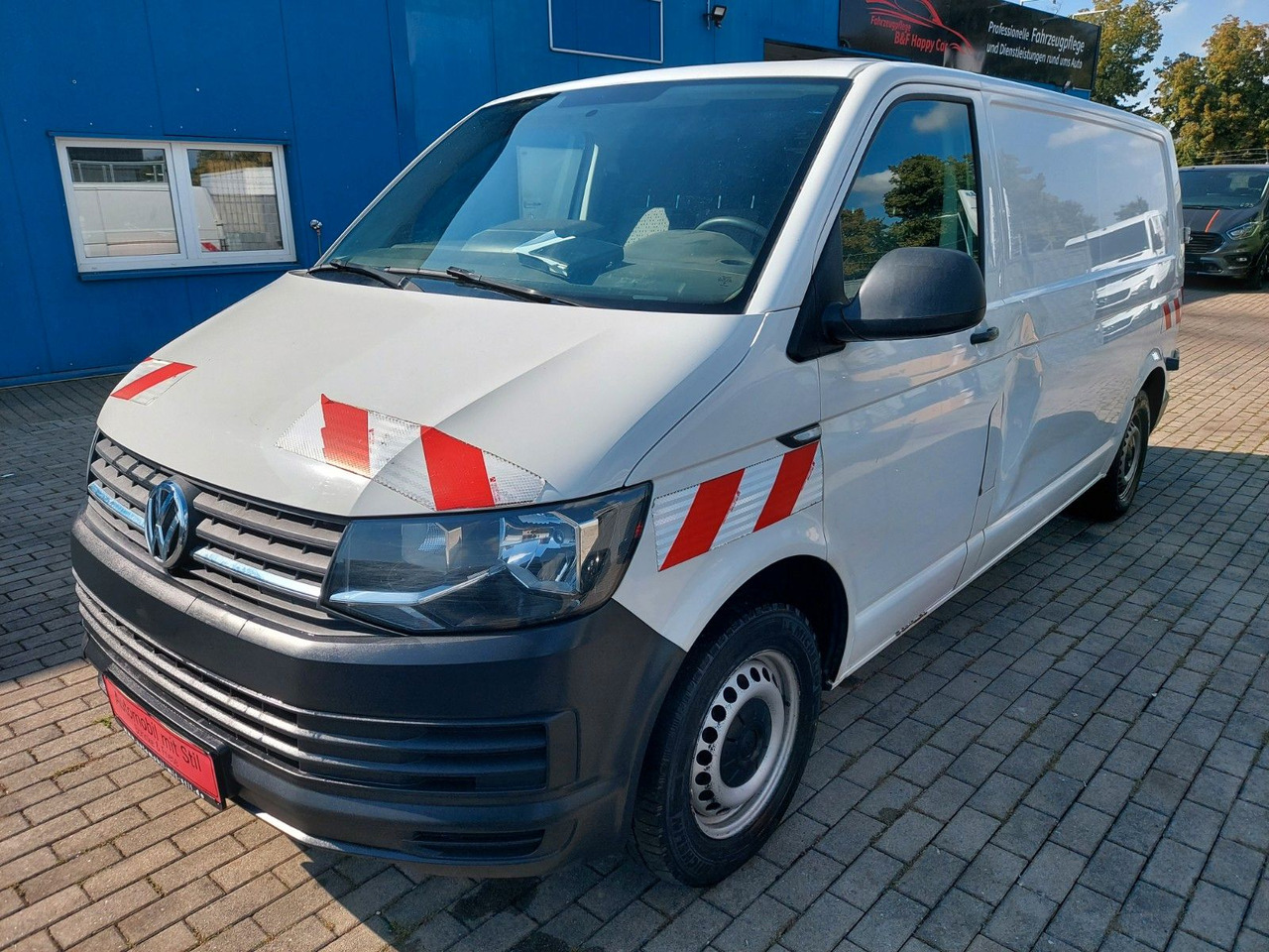 Volkswagen T6 Transporter Kasten Kombi lang Motorschaden - Transport de personnes: photos 4 Volkswagen T6 Transporter Kasten Kombi lang Motorschaden - Transport de personnes: photos 4