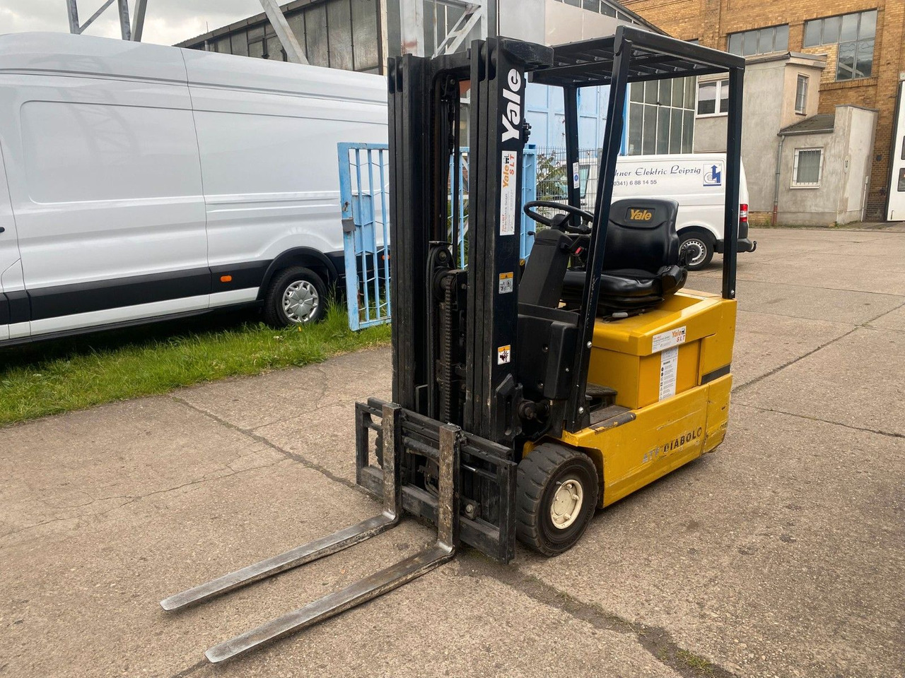 Yale Stapler ERP16ATF E1980 48Volt 1550kg - Chariot élévateur électrique: photos 5 Yale Stapler ERP16ATF E1980 48Volt 1550kg - Chariot élévateur électrique: photos 5
