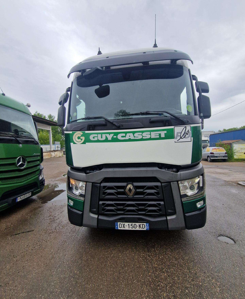Renault T 460 - Camion à rideaux coulissants: photos 3 Renault T 460 - Camion à rideaux coulissants: photos 3