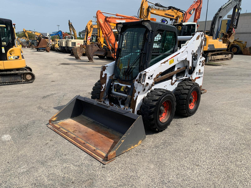 Bobcat S770 NVT - Chargeuse sur pneus: photos 2 Bobcat S770 NVT - Chargeuse sur pneus: photos 2