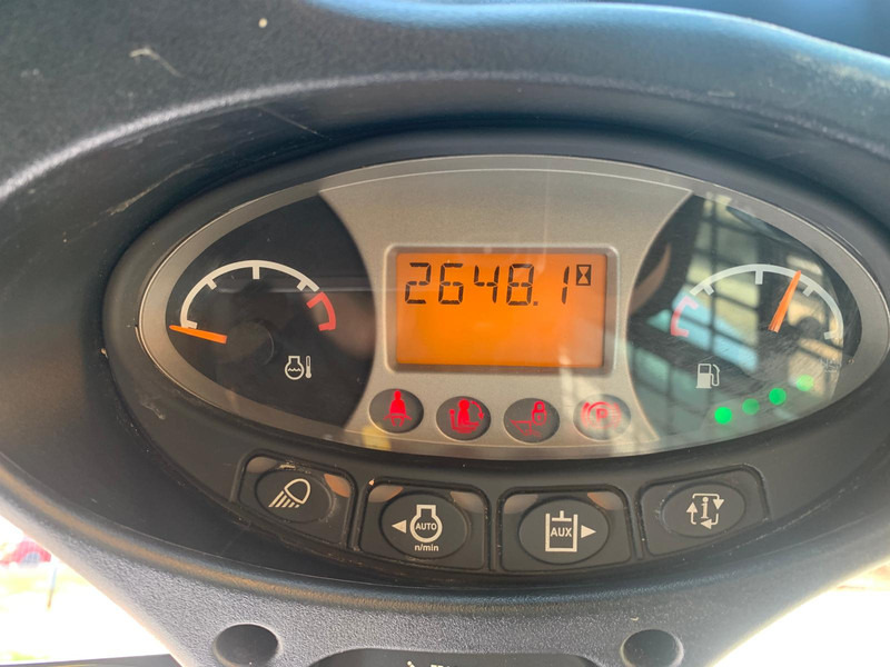 Bobcat S770 NVT - Chargeuse sur pneus: photos 5 Bobcat S770 NVT - Chargeuse sur pneus: photos 5