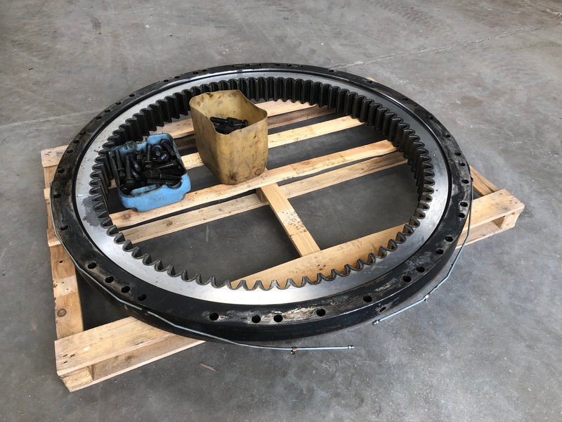 Caterpillar 330/336 Slewring OEM 3530487 - Frame/ Châssis: photos 3 Caterpillar 330/336 Slewring OEM 3530487 - Frame/ Châssis: photos 3