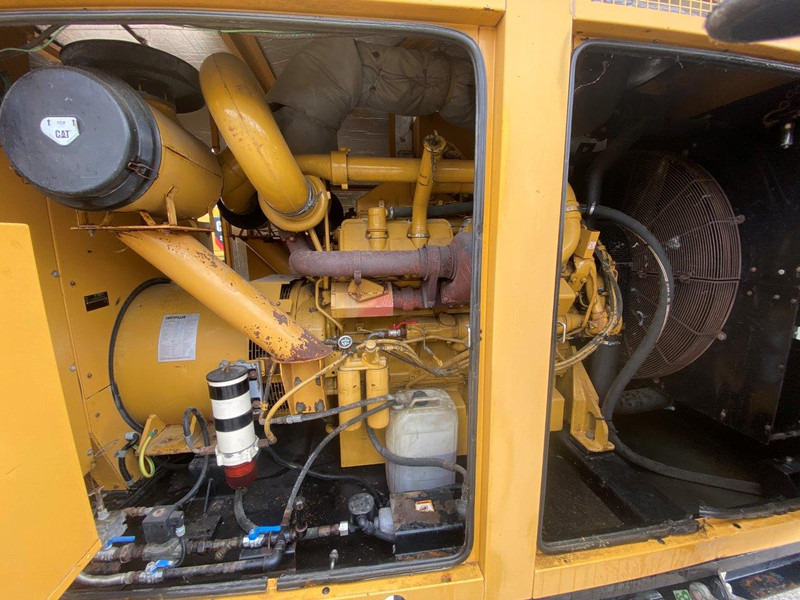 Caterpillar 3412C 900 KVA NVT - Groupe électrogène: photos 4 Caterpillar 3412C 900 KVA NVT - Groupe électrogène: photos 4