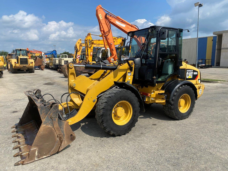 Caterpillar 908 H2 NVT - Chargeuse: photos 2 Caterpillar 908 H2 NVT - Chargeuse: photos 2