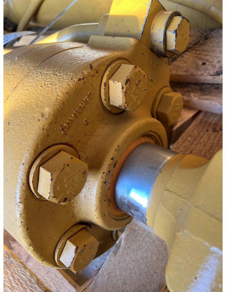 Caterpillar 950H Lifting cylinder OEM 2424272 - Hydraulique: photos 3 Caterpillar 950H Lifting cylinder OEM 2424272 - Hydraulique: photos 3