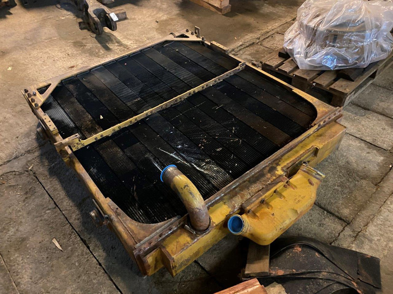 Caterpillar D11 Radiator GP 1569846 - Radiateur: photos 2 Caterpillar D11 Radiator GP 1569846 - Radiateur: photos 2