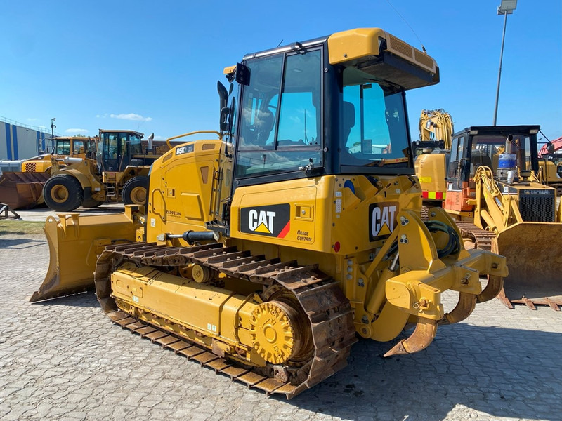 Caterpillar D5K2 XL NVT - Bulldozer: photos 3 Caterpillar D5K2 XL NVT - Bulldozer: photos 3