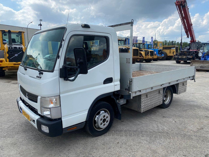 Mitsubishi Fuso Canter 3C18 NVT - Engins de chantier: photos 3 Mitsubishi Fuso Canter 3C18 NVT - Engins de chantier: photos 3