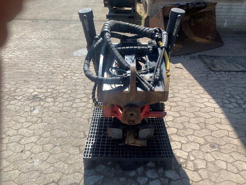 Tiltrotator INDEXATOR R8: photos 13 Tiltrotator INDEXATOR R8: photos 13