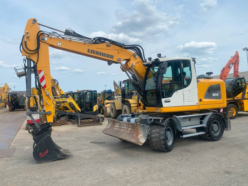 Liebherr A914 NVT - Pelle: photos 2 Liebherr A914 NVT - Pelle: photos 2