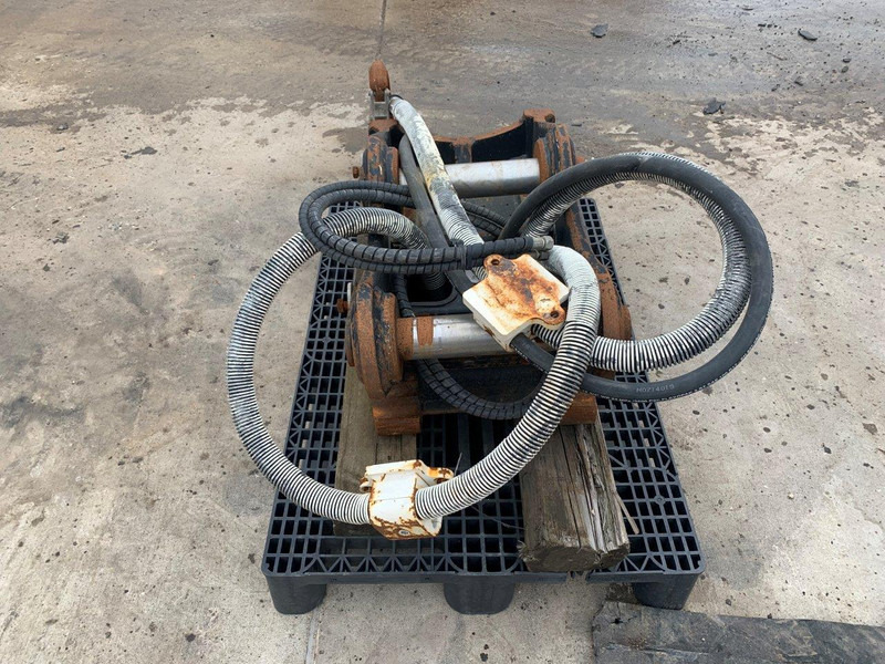 Oil Quick OQ 70 - Attache rapide: photos 2 Oil Quick OQ 70 - Attache rapide: photos 2