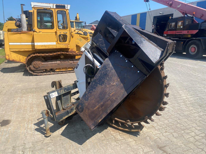 Simex T600 NVT - Travaux routiers: photos 2 Simex T600 NVT - Travaux routiers: photos 2
